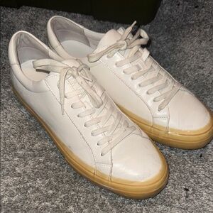 Vince Men's Fulton Dipped Dye White and Tan Leather Sneakers
